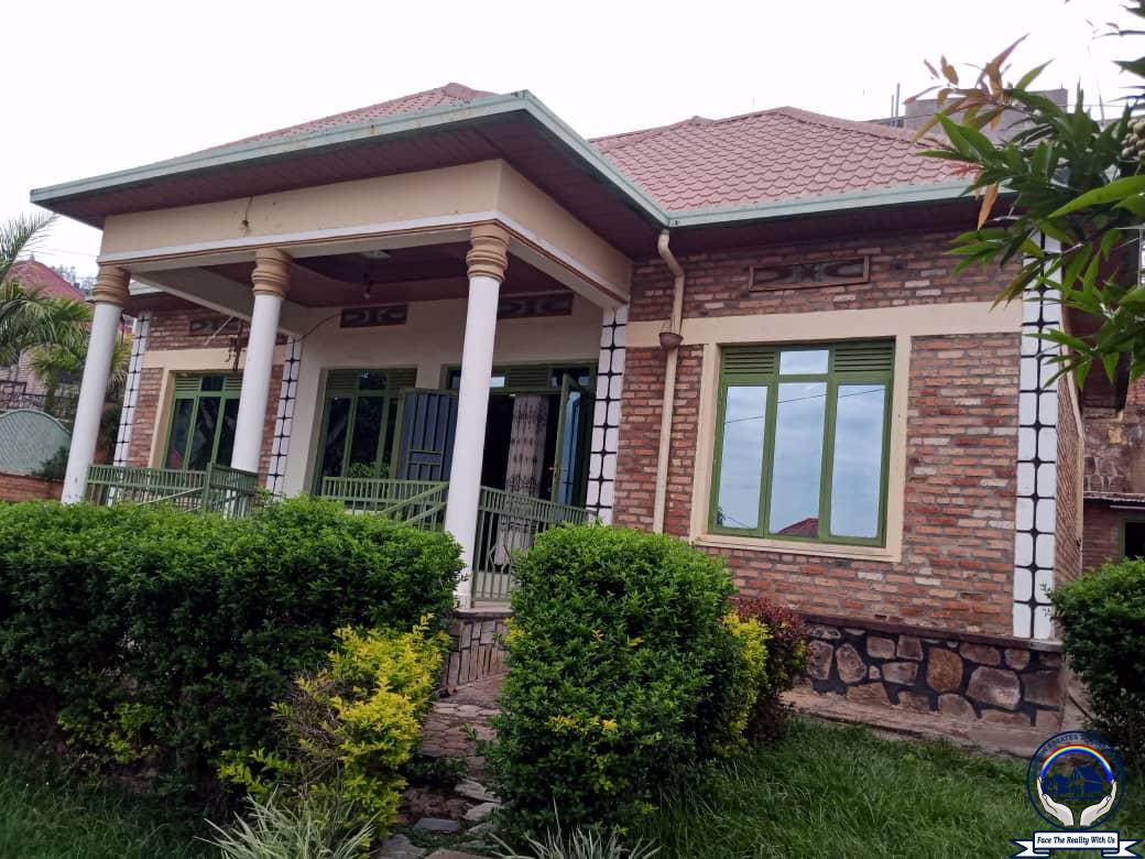 HOUSE FOR RENT AT KIMIRONKO NEAR NAYINZIRA