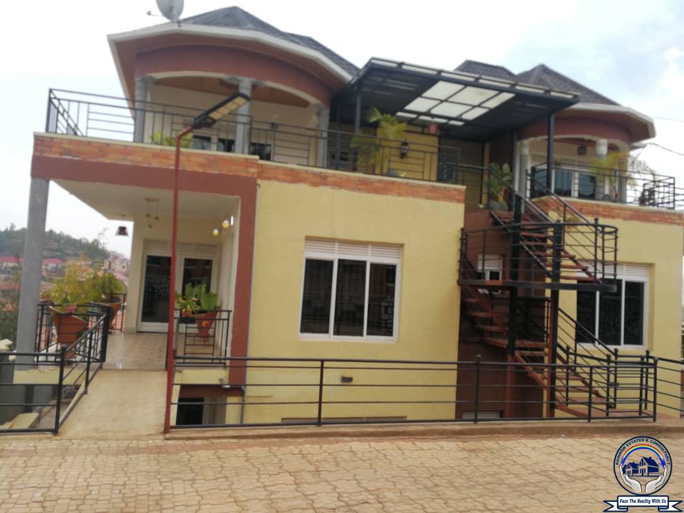 UNFURNISHED HOUSE FOR RENT AT KIBAGABAGA